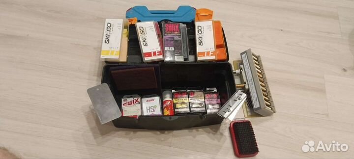 Порошки, эмульсии, парафины, щётки, накатки