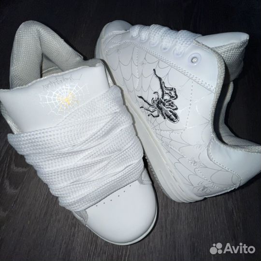 Yunta dc shoes globe adio fallen etnies osiris dvs