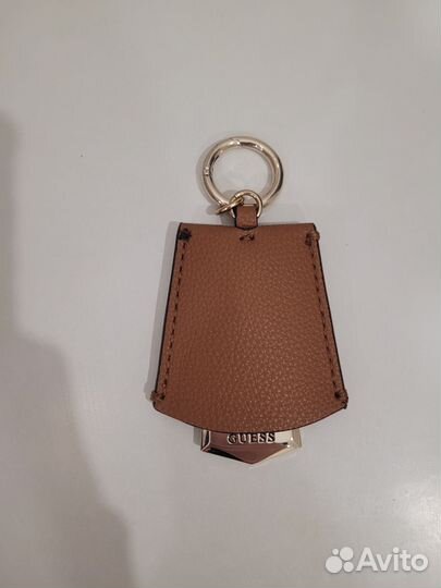 Брелок от сумки Guess