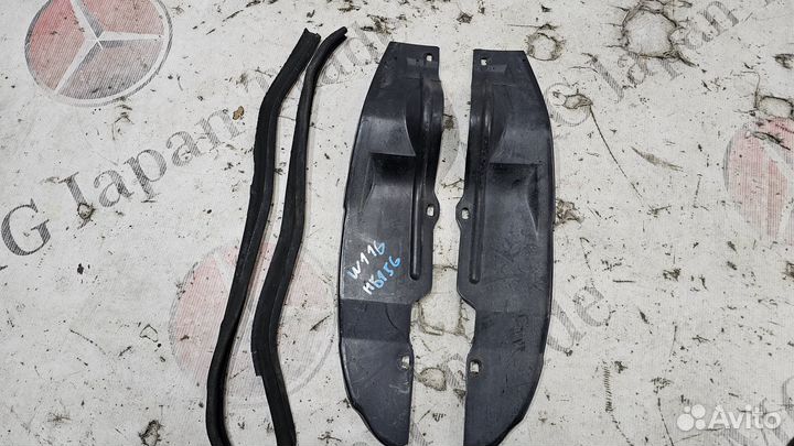 Подкрылки передние(локеры) Mercedes-Benz W116