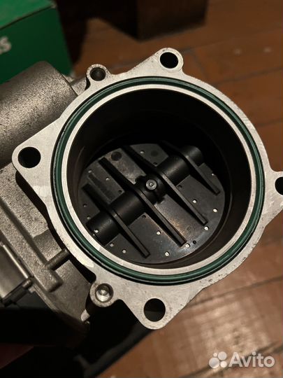 Дроссельная заслонка bmv e 90