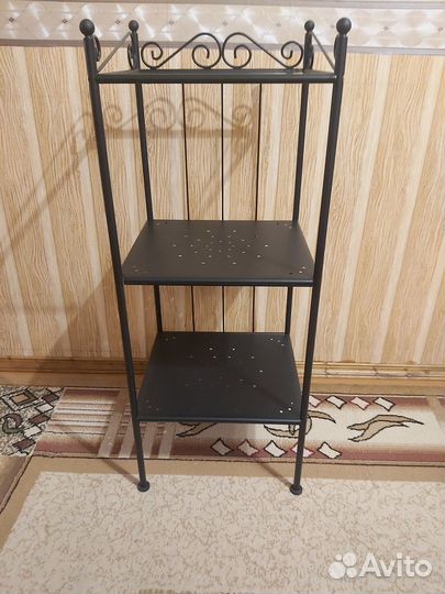 Продам этажерку