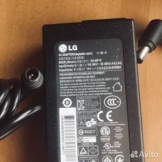 Блок Питания, Адаптер Монитора LG 19V 0.84A 1.3A 1