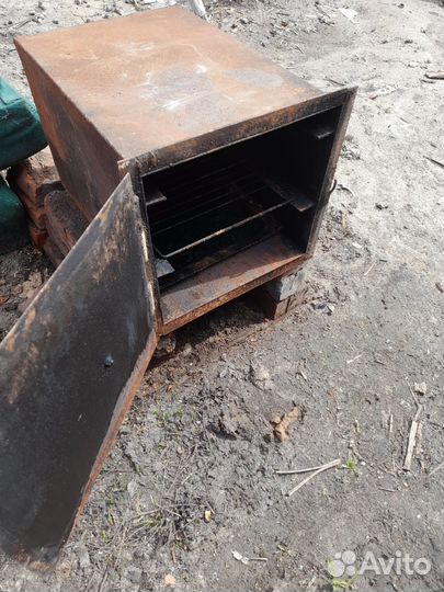 Коптильная печь