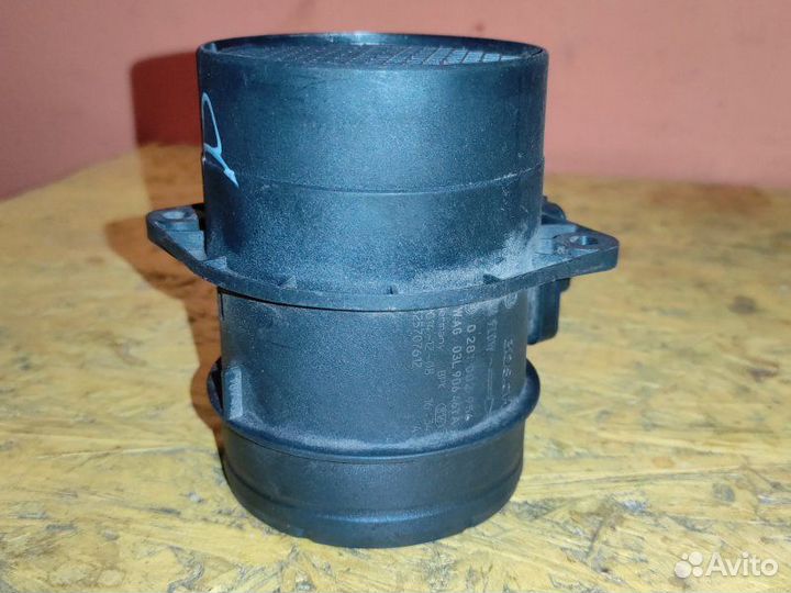 Расходомер (датчик дмрв) Volkswagen Crafter 2E