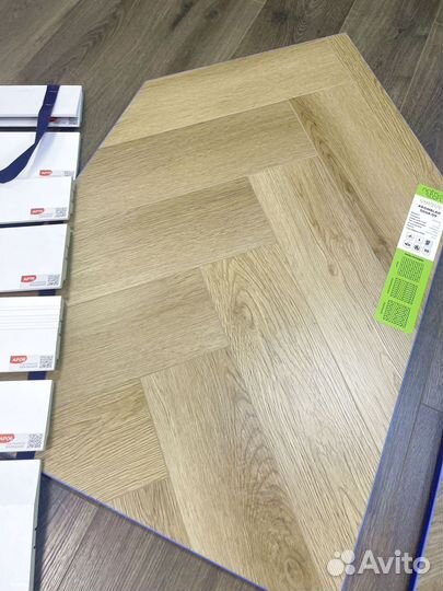 Кварц виниловый ламинат