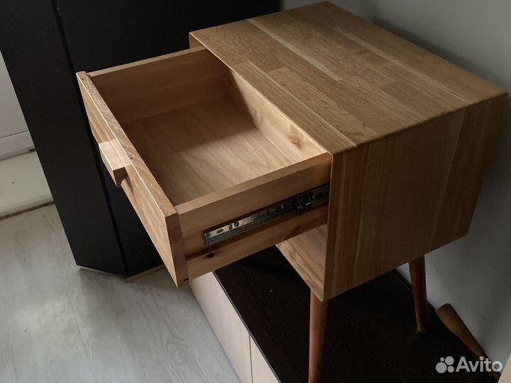 Тумба прикроватная из дуба