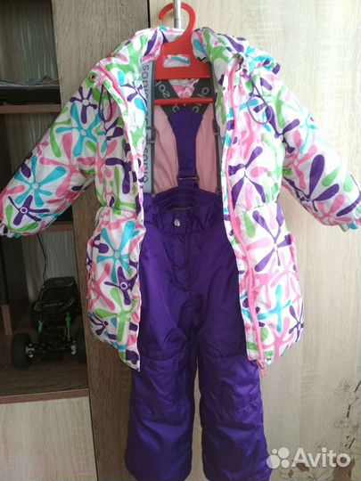 Демисезонный костюм для девочки