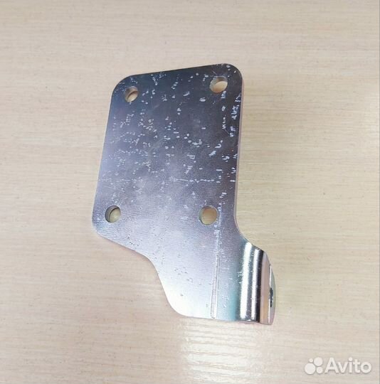 Кронштейн амортизатора лодочного прицепа мзса 817