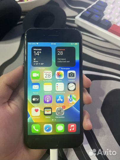 iPhone 8, 64 ГБ