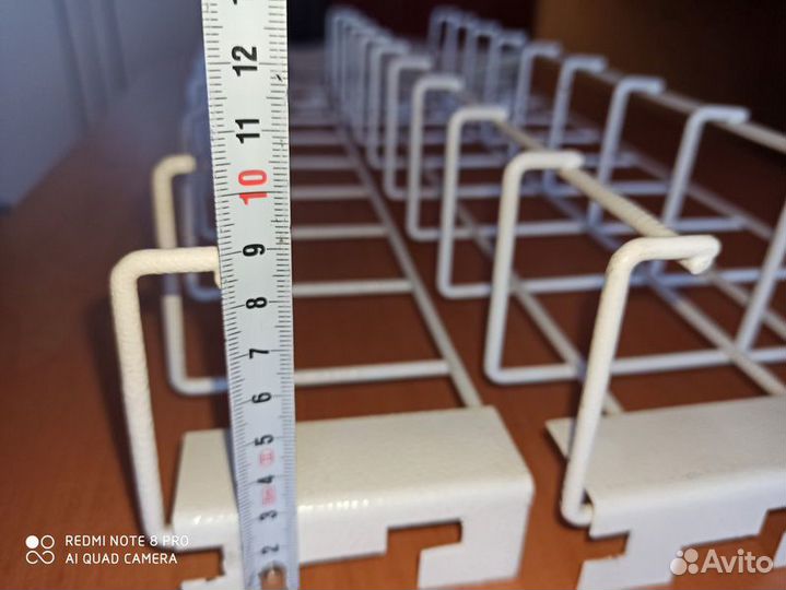 Металлические полочки б.у