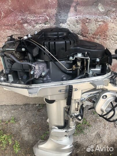 Продается лодочный мотор honda