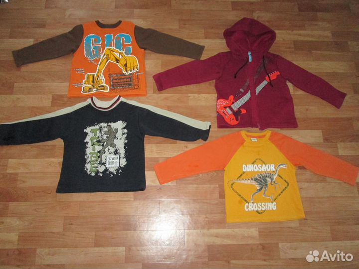 Толстовка кофта с капюшоном на мальчика 5 лет р110