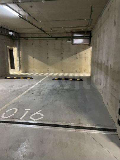 Машиноместо, 19 м²