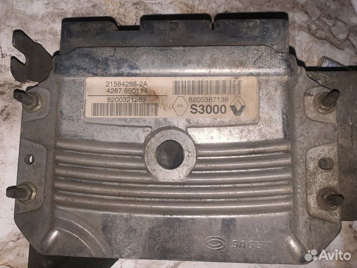 Блок управления двигателем renault megane 2