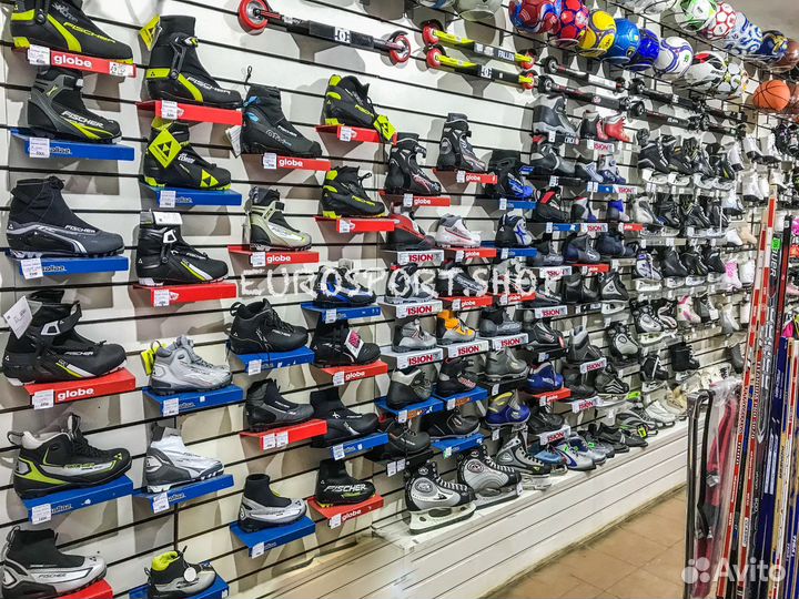 Коньки фигурные женские