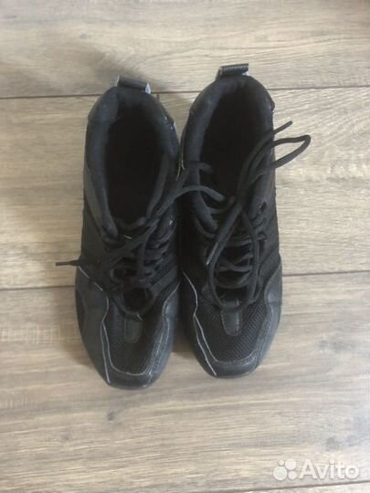 Кроссовки джазовки