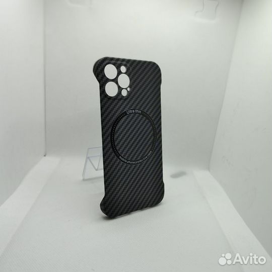 Чехол на iPhone 12/12Pro/12ProMax карбон c MagSafe