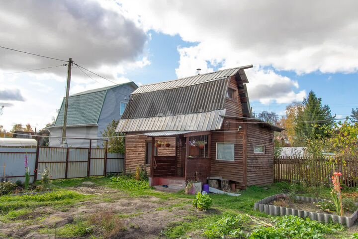 Дача 27 м² на участке 4,2 сот.