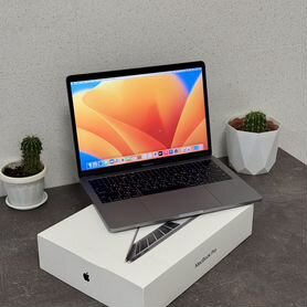 Apple MacBook Pro 13 2017 8/256GB 262цикла