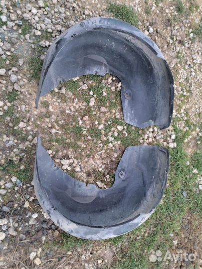 Подкрылок задний на Volvo S80