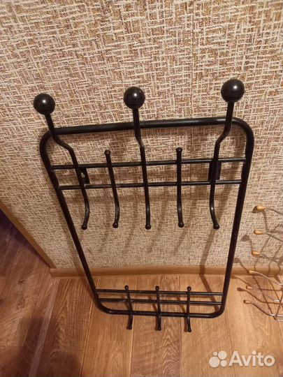 Вешалка в прихожую