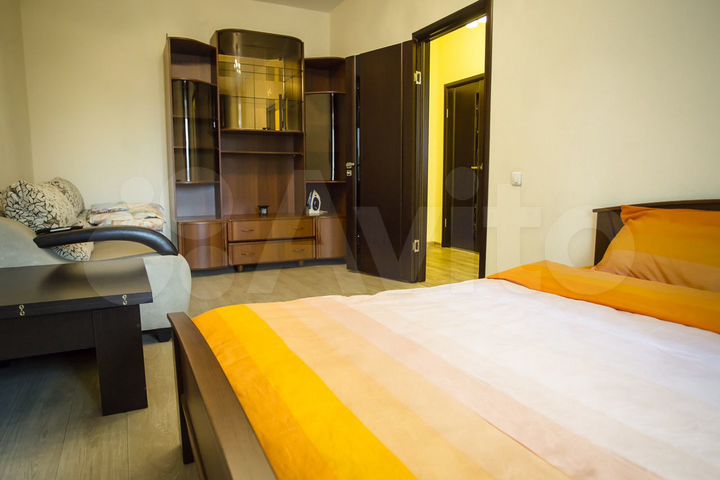 1-к. квартира, 42 м², 1/3 эт.