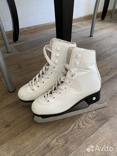 Коньки фигурные 33 размер