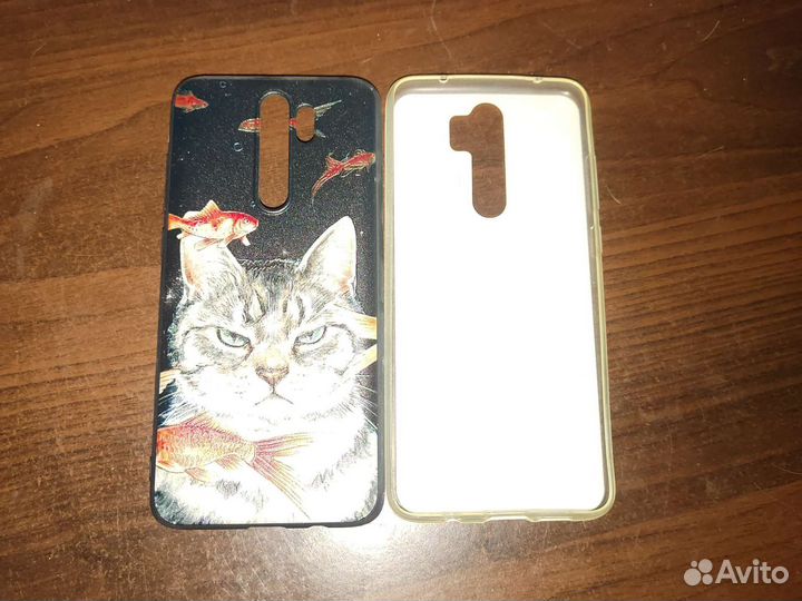 Чехлы на телефон