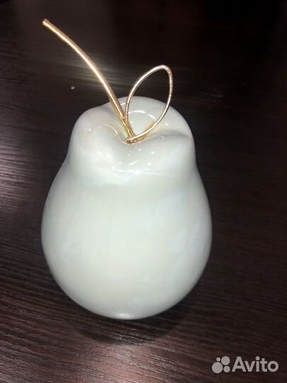 Композиция из керамики фрукты