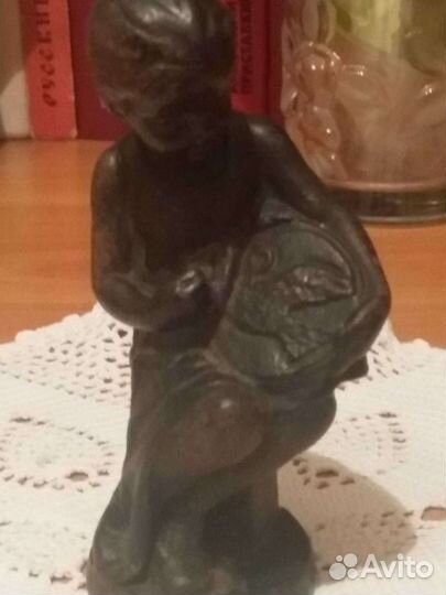 Бюст Рукодельница Касли