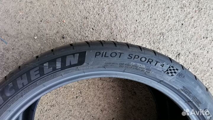 Michelin Pilot Sport 4 S 315/30 R21 105Y