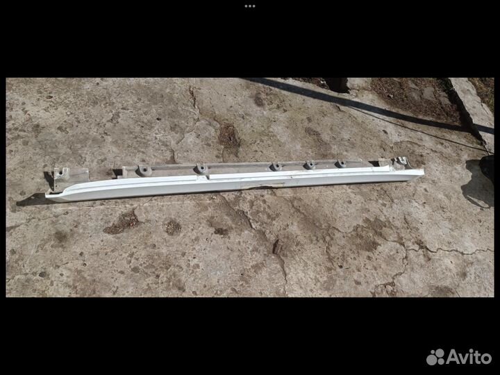 Порог правый мерседес glk