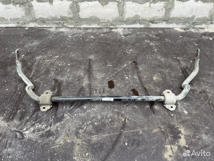 Передний стабилизатор Mercedes E-Class W212