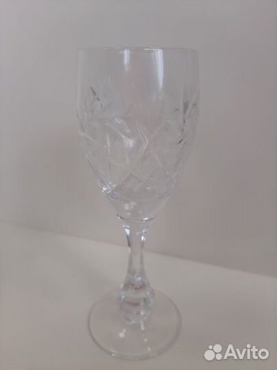 Пивные бокалы, кружки