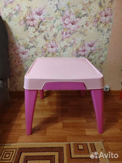 Столик детский