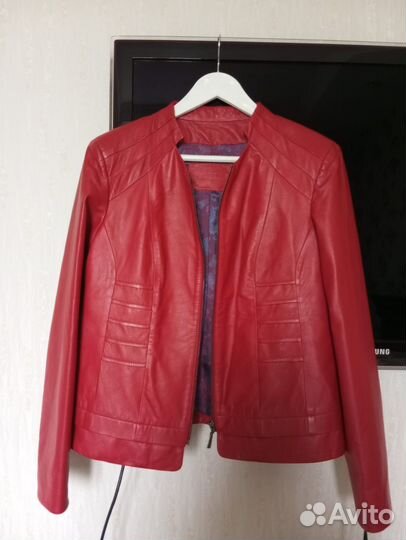 Куртка кожаная женская
