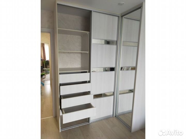 Угловой шкаф новый