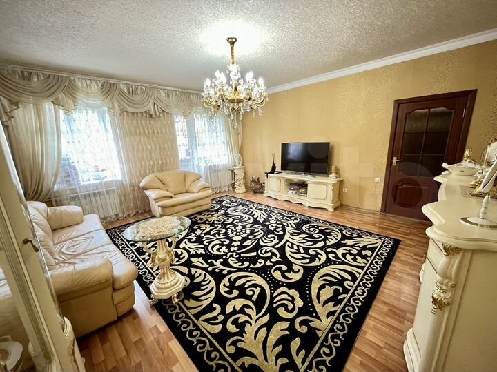 2-к. квартира, 86 м², 3/5 эт.