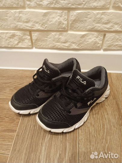 Кроссовки Fila