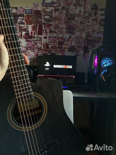 Гитара аккустическая