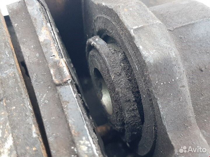 Суппорт задний левый для Peugeot-Citroen C5 1