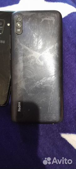 Samsung Galaxy A8 (2018), 4/32 ГБ
