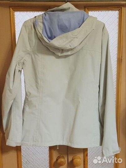 Ветровка женская 48 р