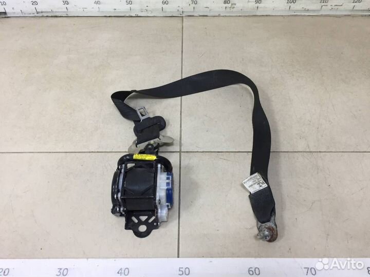 Б/У Ремень безопасности с пиропатроном 7000D536