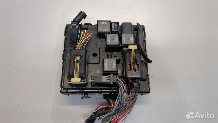 Блок предохранителей Ford Escape, 2007