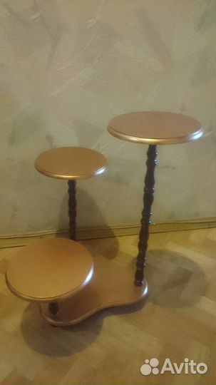 Подставка под цветы деревянная