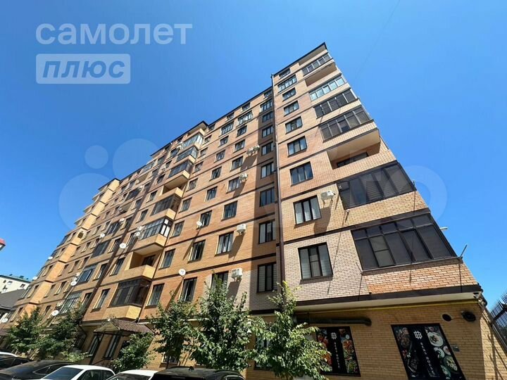 3-к. квартира, 98 м², 10/10 эт.