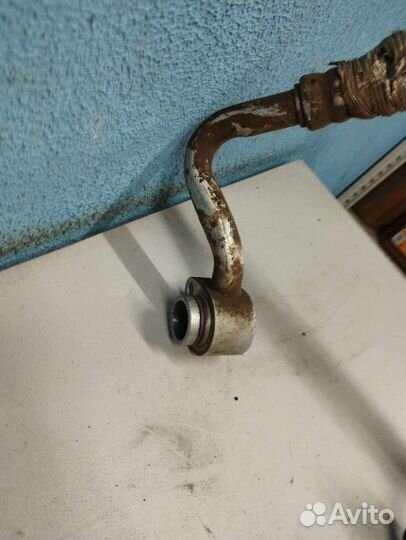 Octavia A5 трубка кондиционера