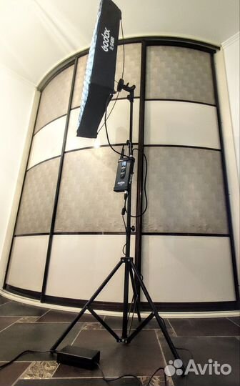 Видеосвет Godox FL100 гибкий+Godox FL-SF 4060 соты